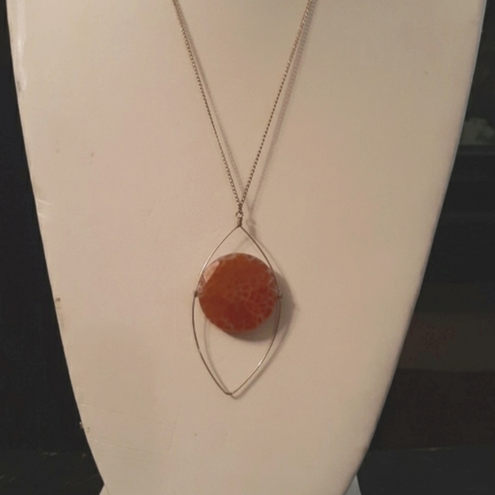 CARNELIAN & GOLD MODERN NECKLACE